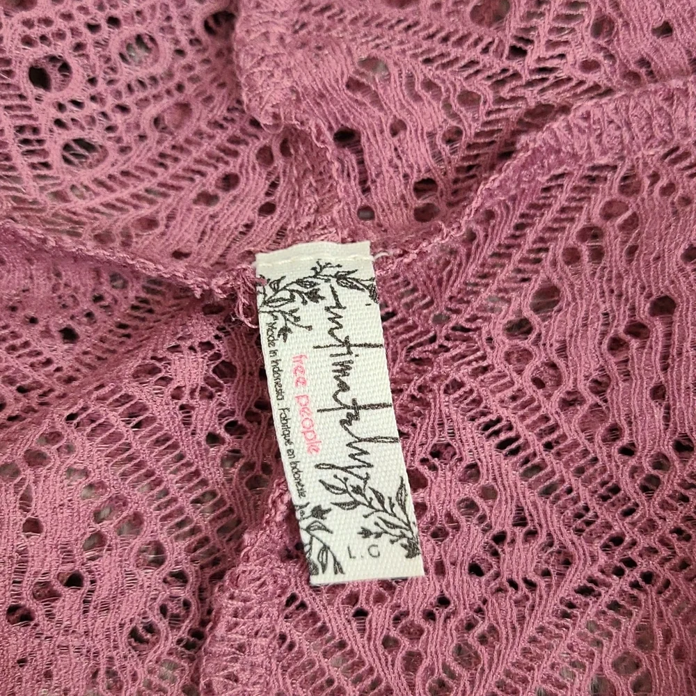 Free People Sweet Memories Lace Turtle Neck Top Rose - Picture 8 of 9